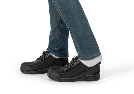 Where to find authentic Onyx Shoes Hands-Free Work Onyx 0515